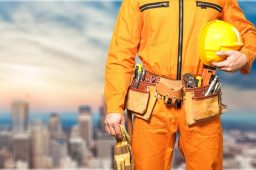 اهمیت استفاده از لباس کار